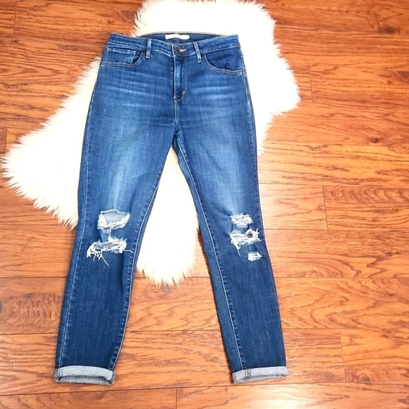 Levi's 721 High Rise Skinny Jean's - Picture 3 of 5